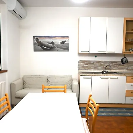 M195 - Marcelli, Trilocale A 2 Passi Dal Mare *